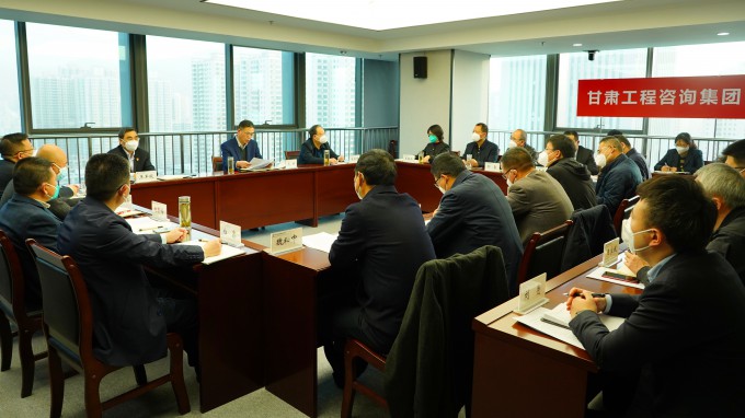 馬明在復(fù)工復(fù)產(chǎn)穩(wěn)增長調(diào)度會(huì)上強(qiáng)調(diào)：以等不起慢不得的緊迫感做實(shí)做細(xì)復(fù)工復(fù)產(chǎn)，以謀得實(shí)干得好的責(zé)任感統(tǒng)籌部署年底沖刺和明年重點(diǎn)工作