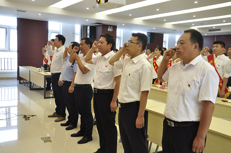 1564804987223087790.jpg J:集團(tuán)網(wǎng)站模塊黨群建設(shè)職工風(fēng)采_0_4_2.jpg